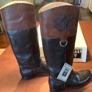 Frye Melissa Logo boots